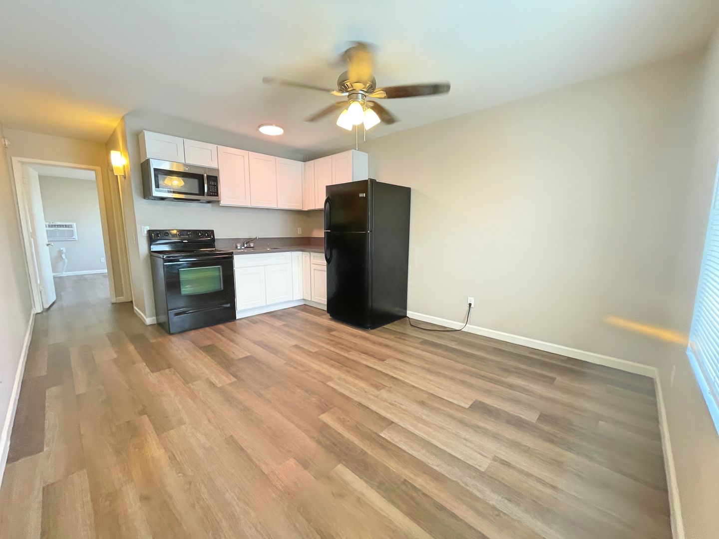 Apache Junction Apartment: 432/454 E 9th Ave