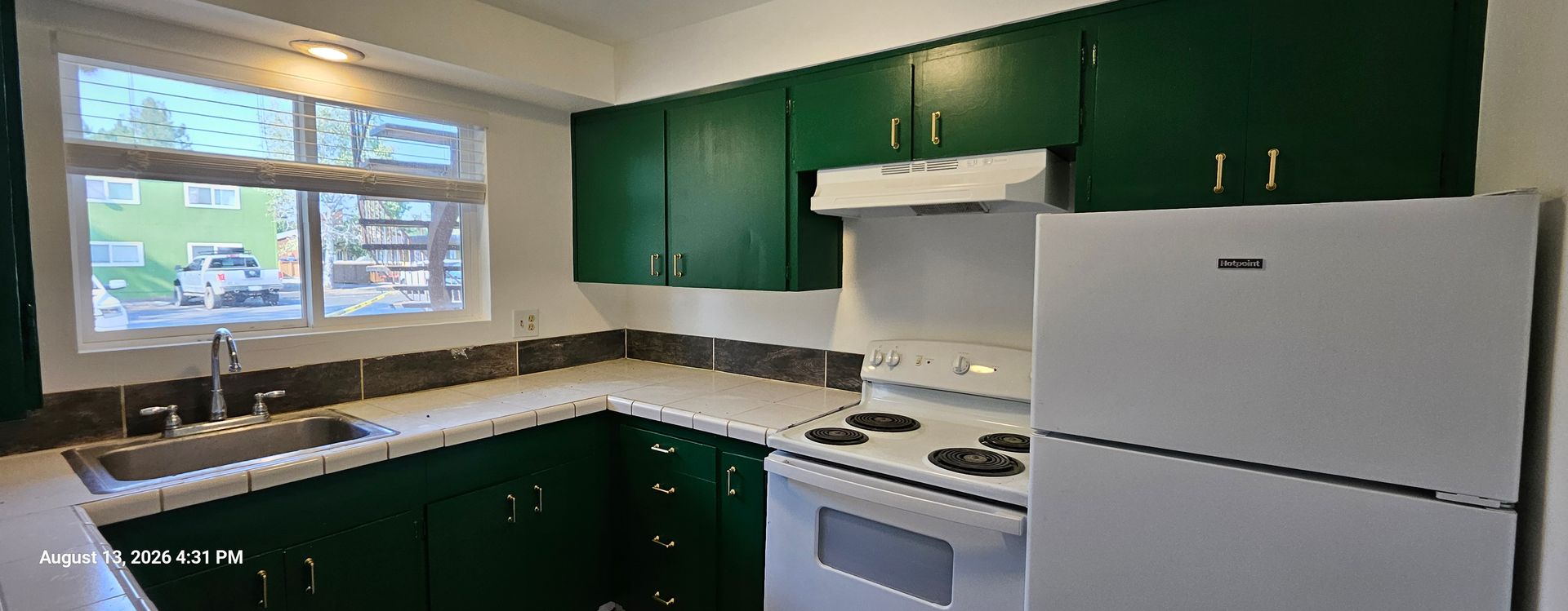 spacious 2 bedroom 1 bath with patio area 5 of 8