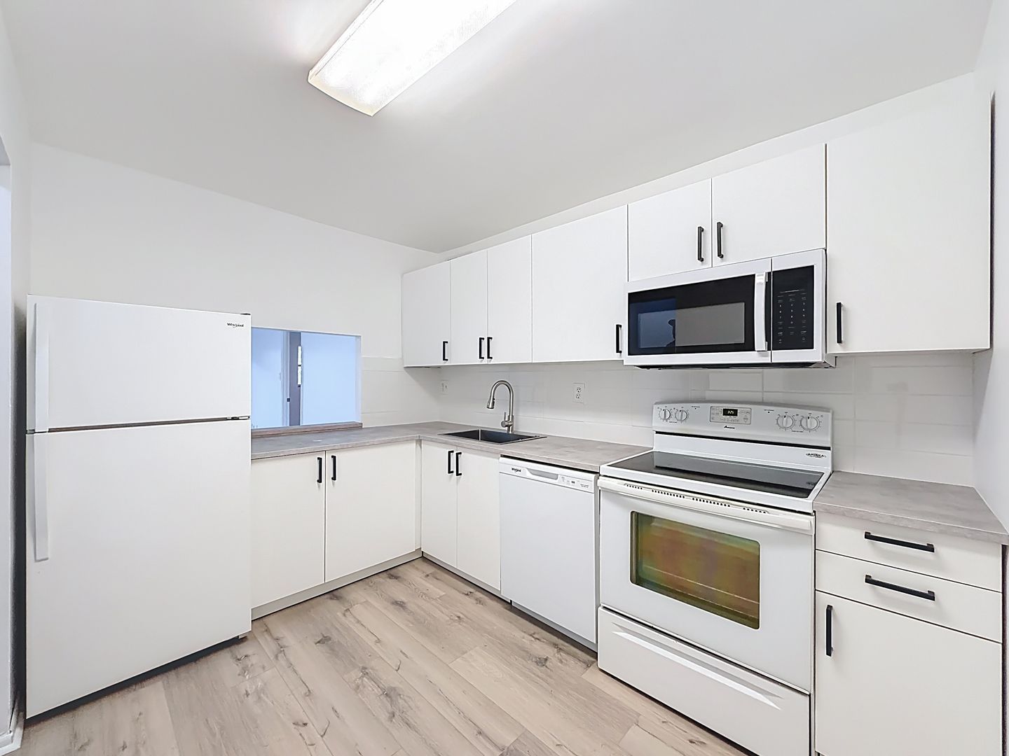 Pompano Beach House: 961 NW 45th Street