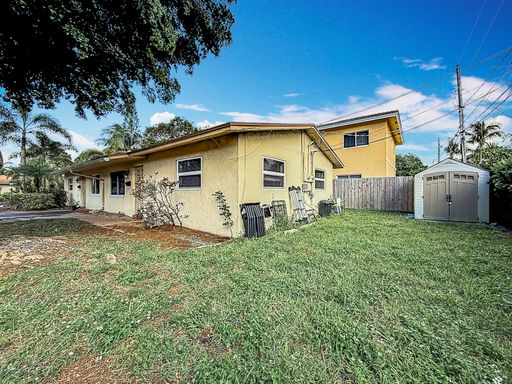 2 Bed 1 Bath Rental at 410 NE 12th Ave - Unit A, Pompano, FL – photo 1