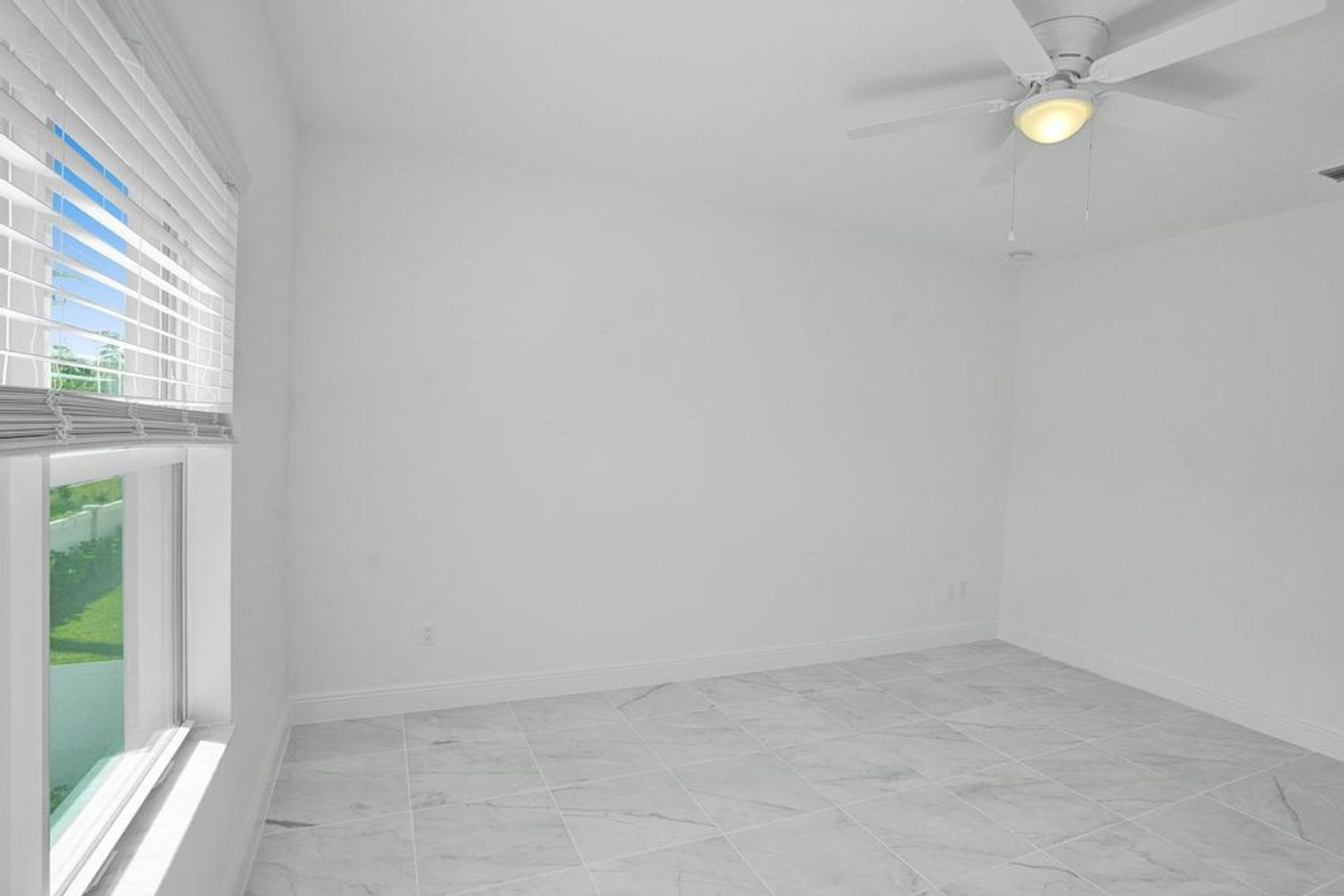 Deerfield Beach House: 614 Parsons Way