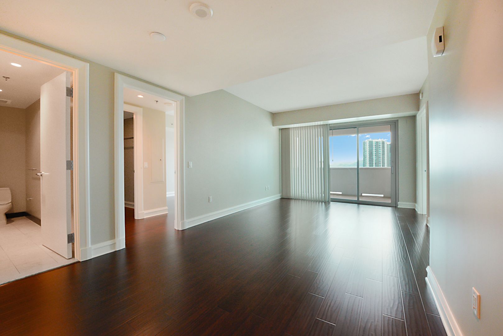 Las Vegas Condo: 2700 S Las Vegas Blvd #1604