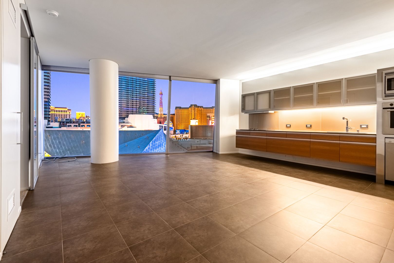 Las Vegas House: 3726 S Las Vegas Blve #802