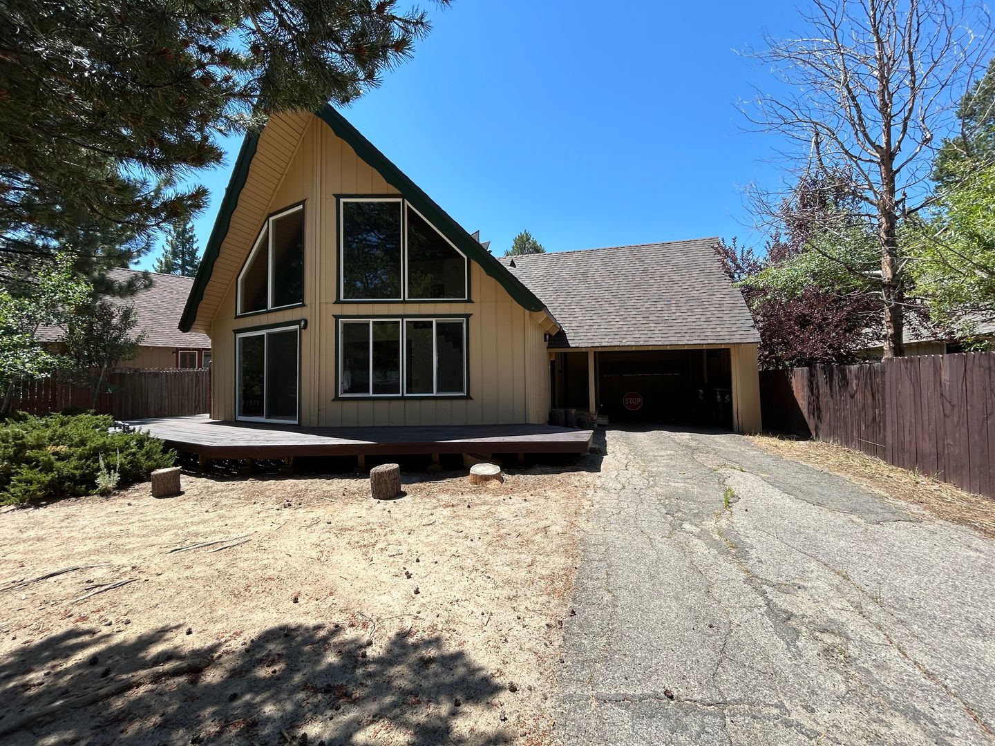 South Lake Tahoe House: 1434 Friant Dr.