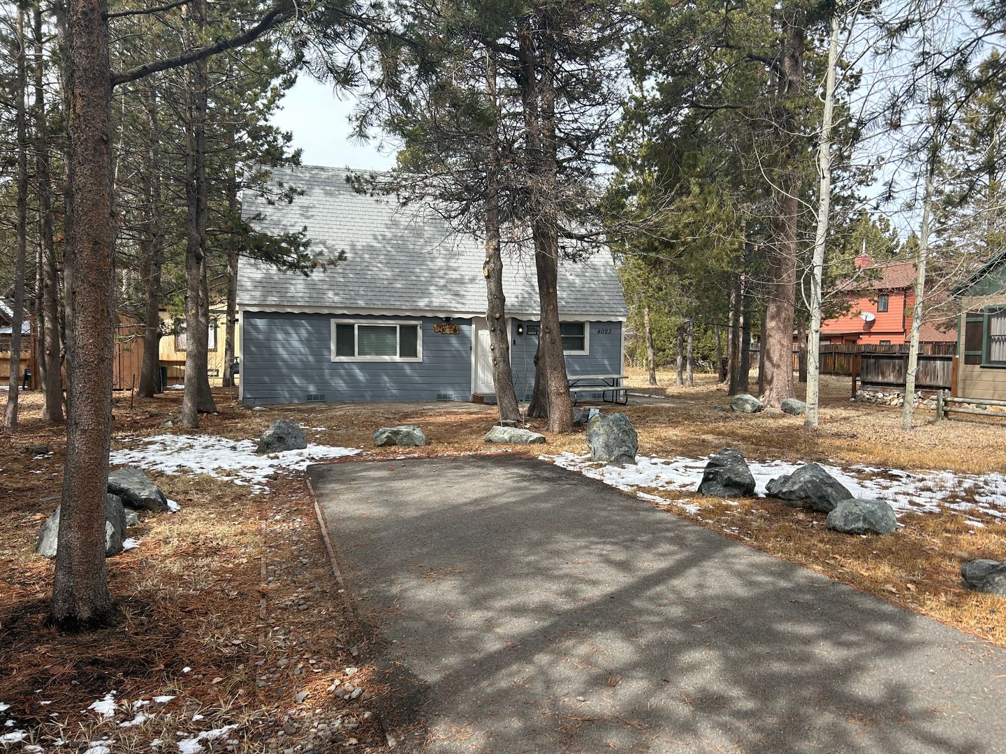 South Lake Tahoe House: 4023 Azure Ave.