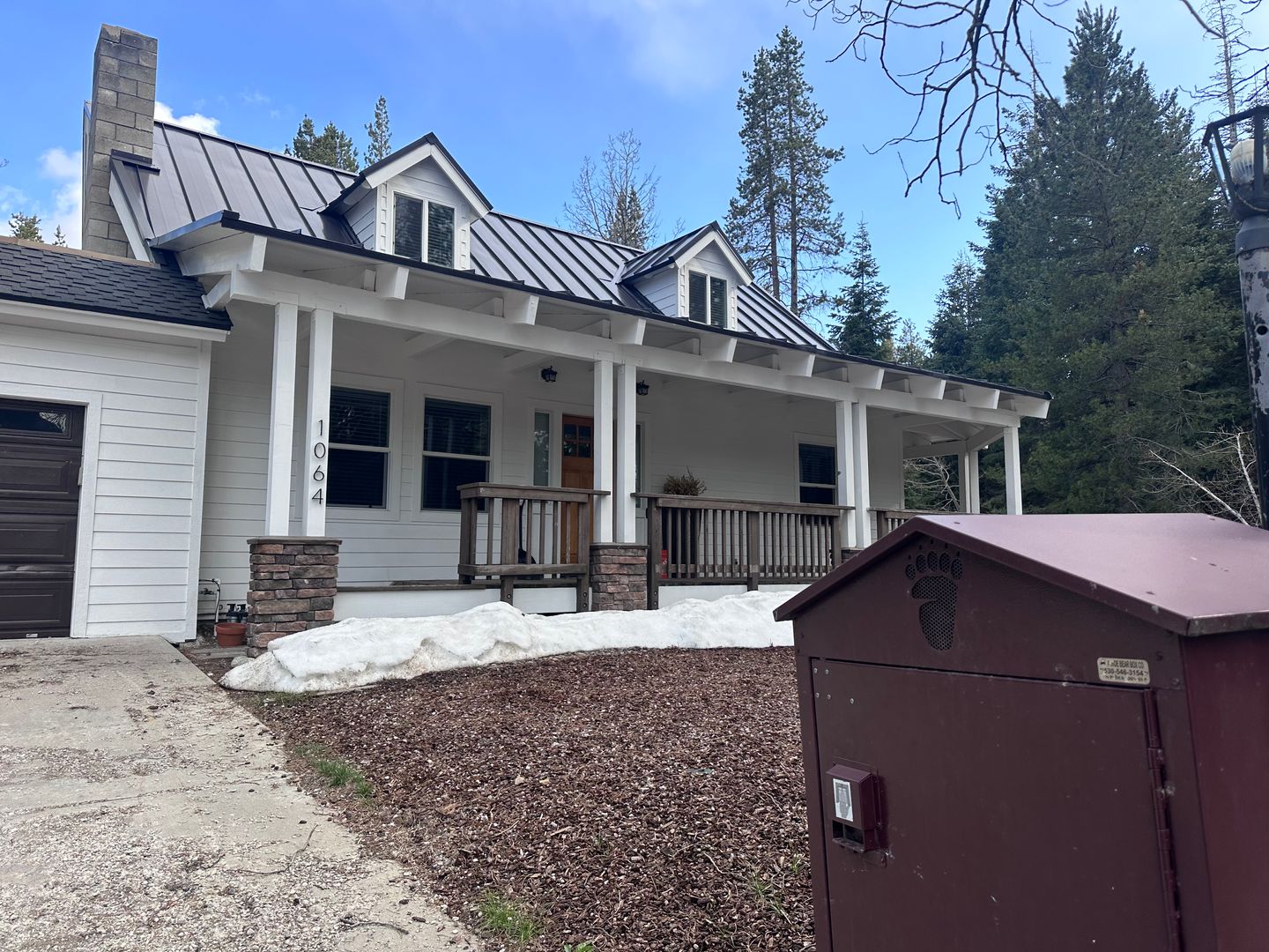 South Lake Tahoe House: 1064 Modoc Way