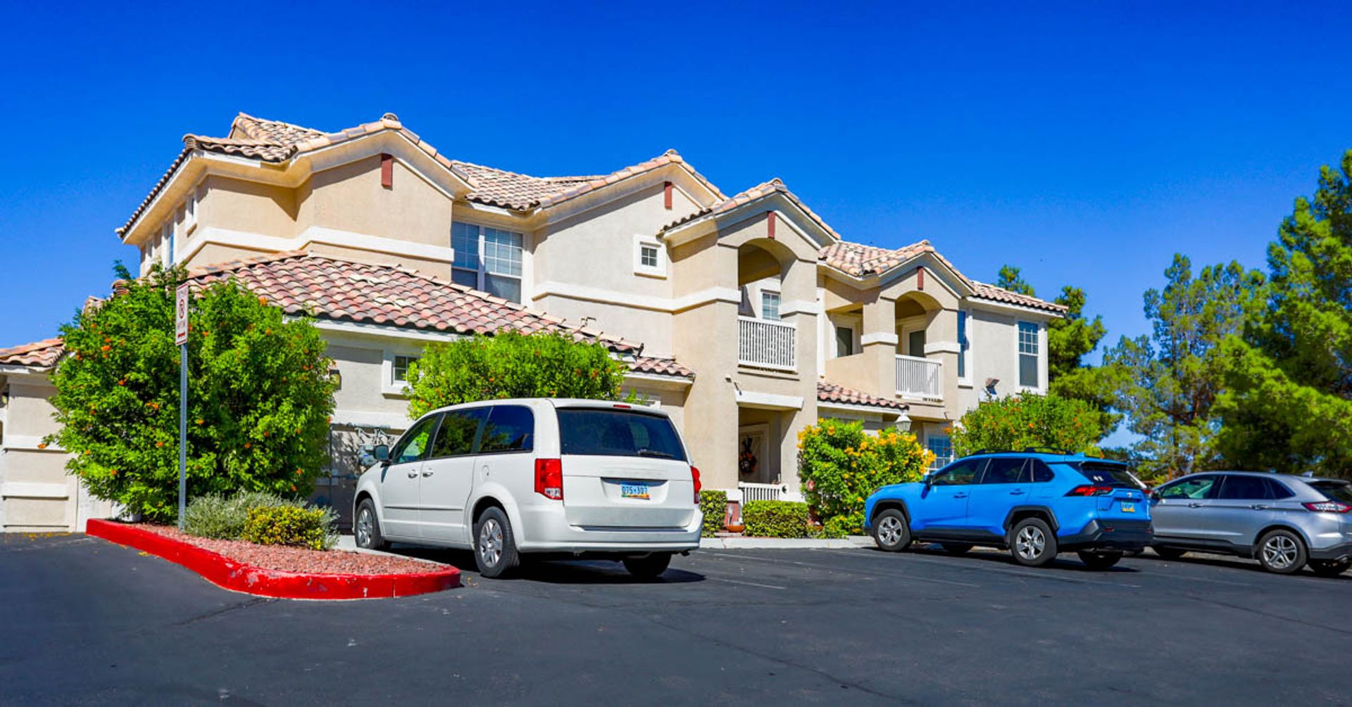 North Las Vegas House: 5855 Valley Drive # 2011