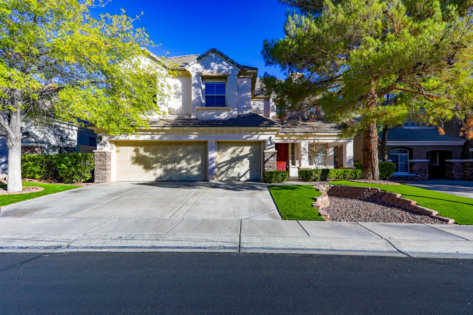 Las Vegas House: 9616 Royal Lamb Dr.