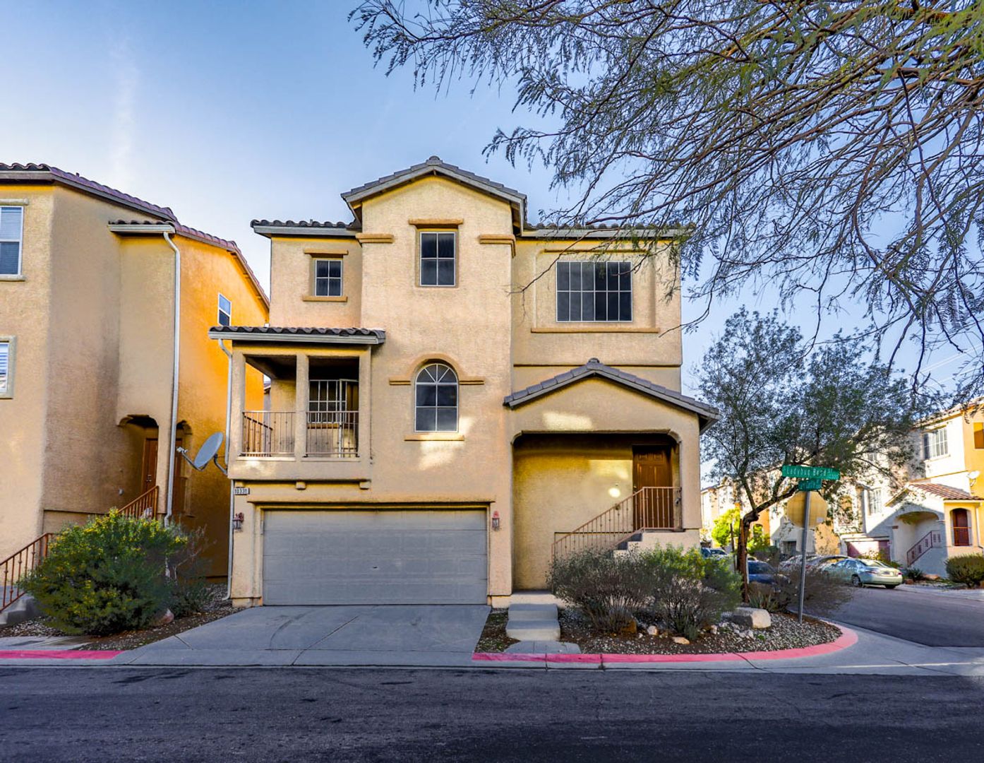Las Vegas House: 10331 Ladybug Bend Street