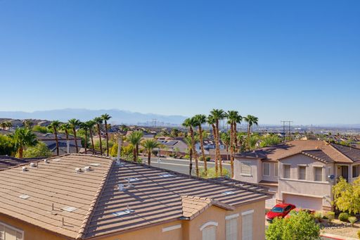 Henderson Townhome With Stunning Strip, City And Mountain Views – photo 1