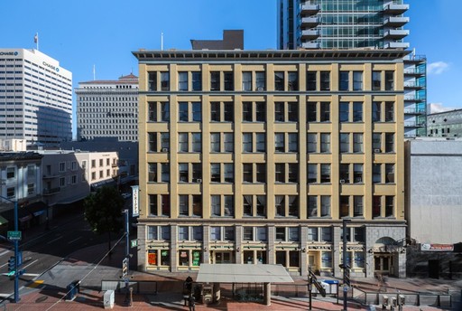 Loft available in downtown. – photo 1