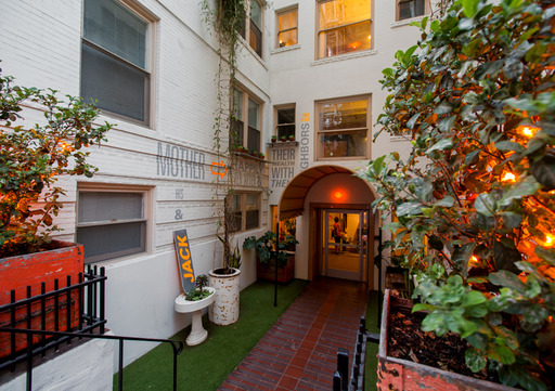 Small Studio in the Community@ Carnegie Building Available – photo 1