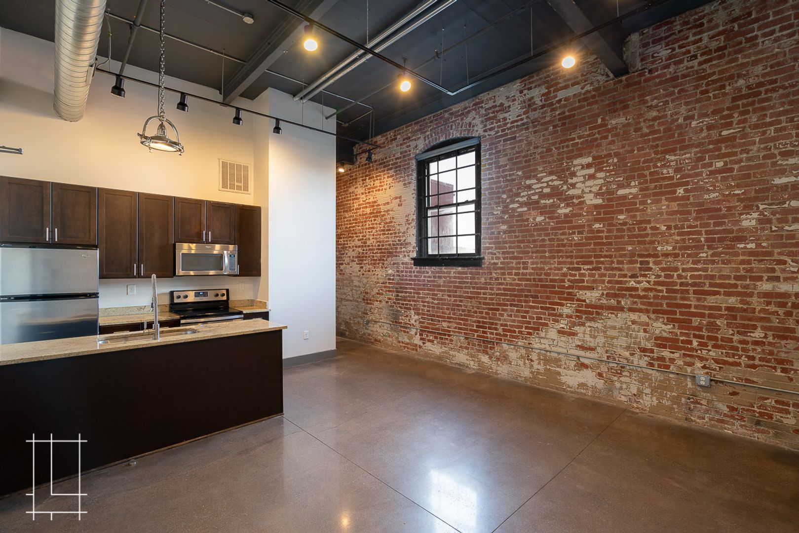 Columbus Apartment: 727 N. 4th St.