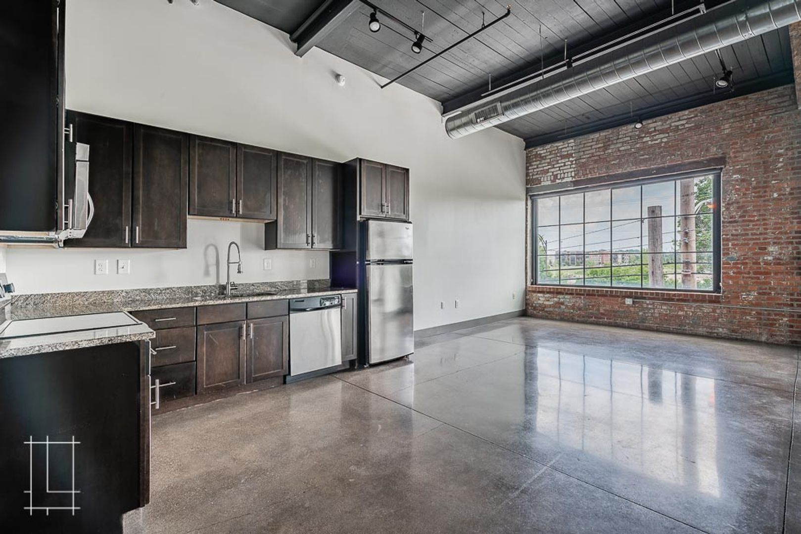 Columbus Apartment: 727 N. 4th St.