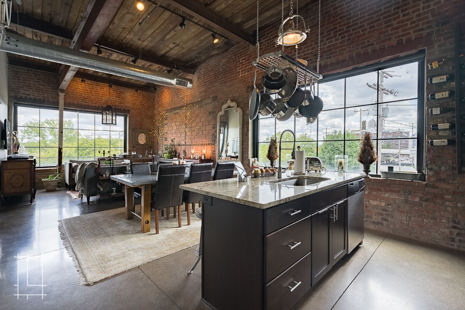 Columbus Apartment: 727 N. 4th St.