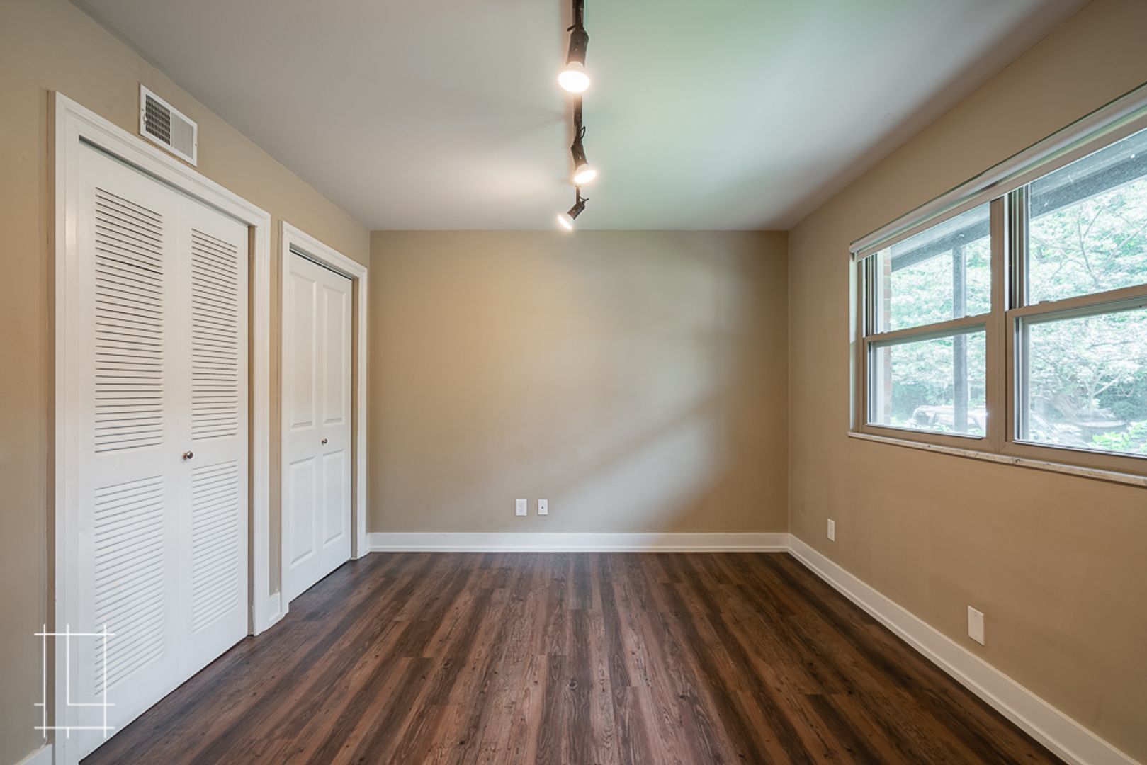 Columbus Apartment: 1308 - 1326 Dennison Ave