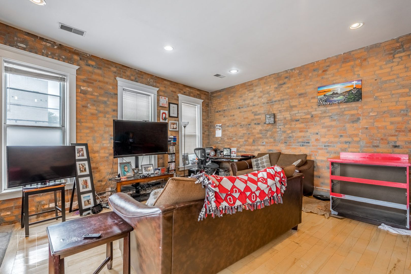 Columbus Apartment: 891-895 N. High St.