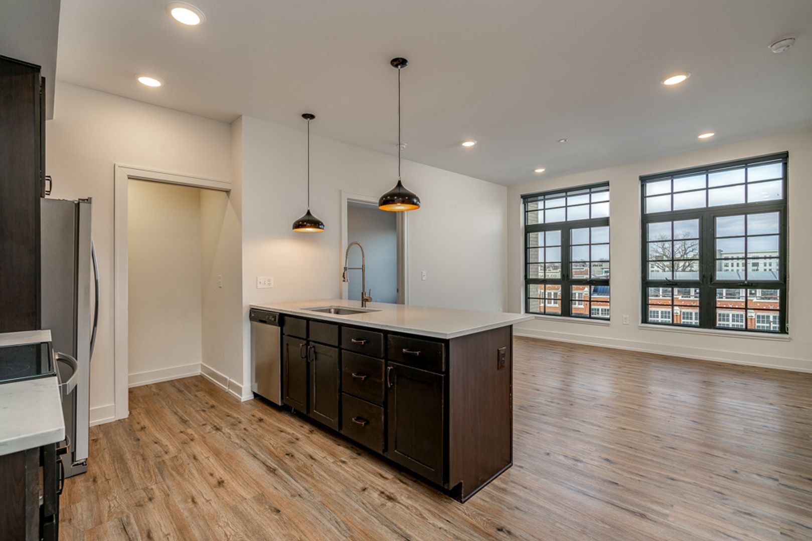 Columbus Apartment: 1050 N 4th St.