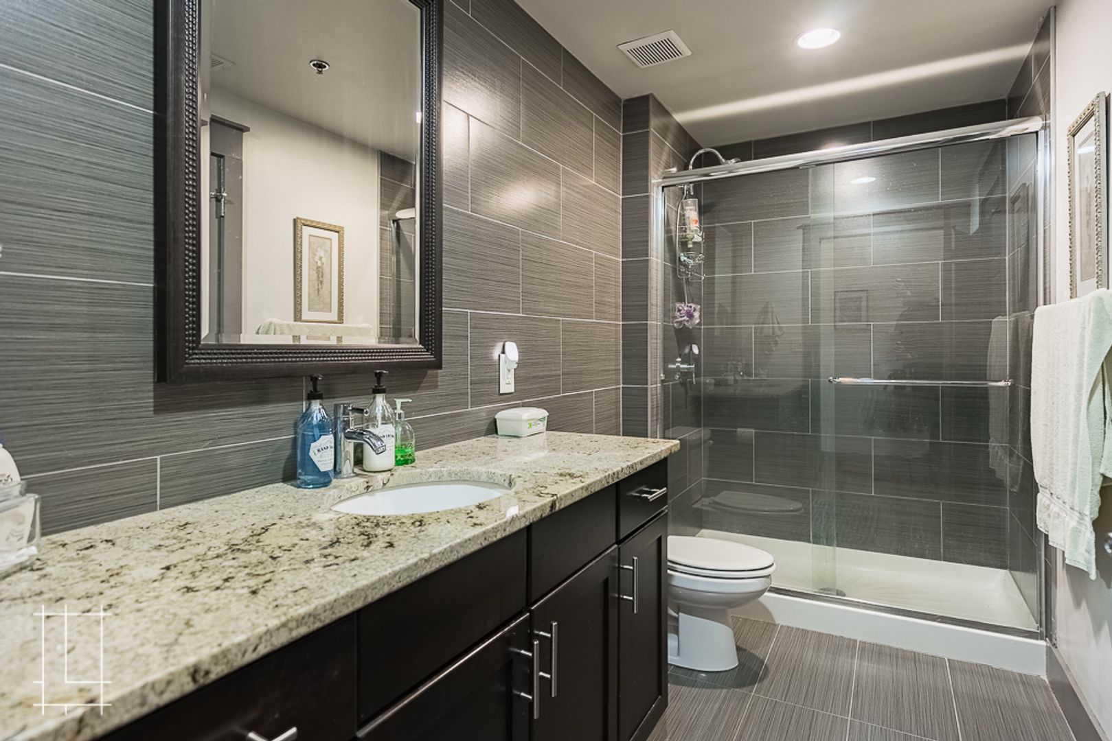 Columbus Apartment: 727 N. 4th St.