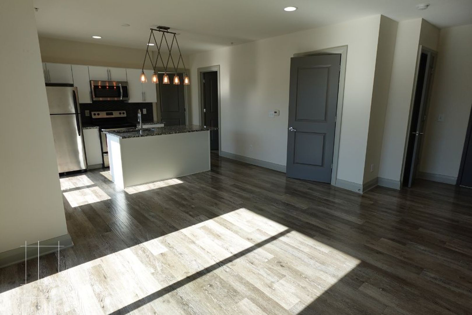 Columbus Apartment: 40 W. 3rd Ave