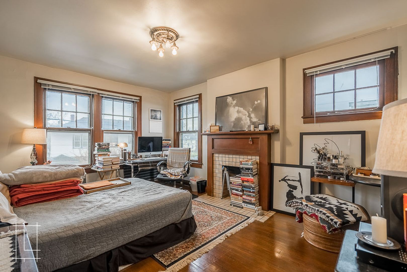 Columbus Apartment: 384 E. Maynard Ave