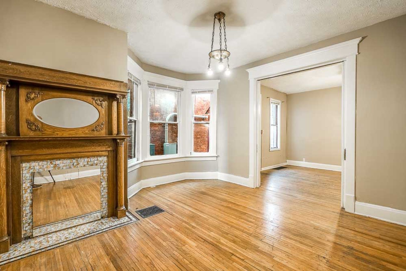 Columbus Apartment: 227-229 Wilber Ave