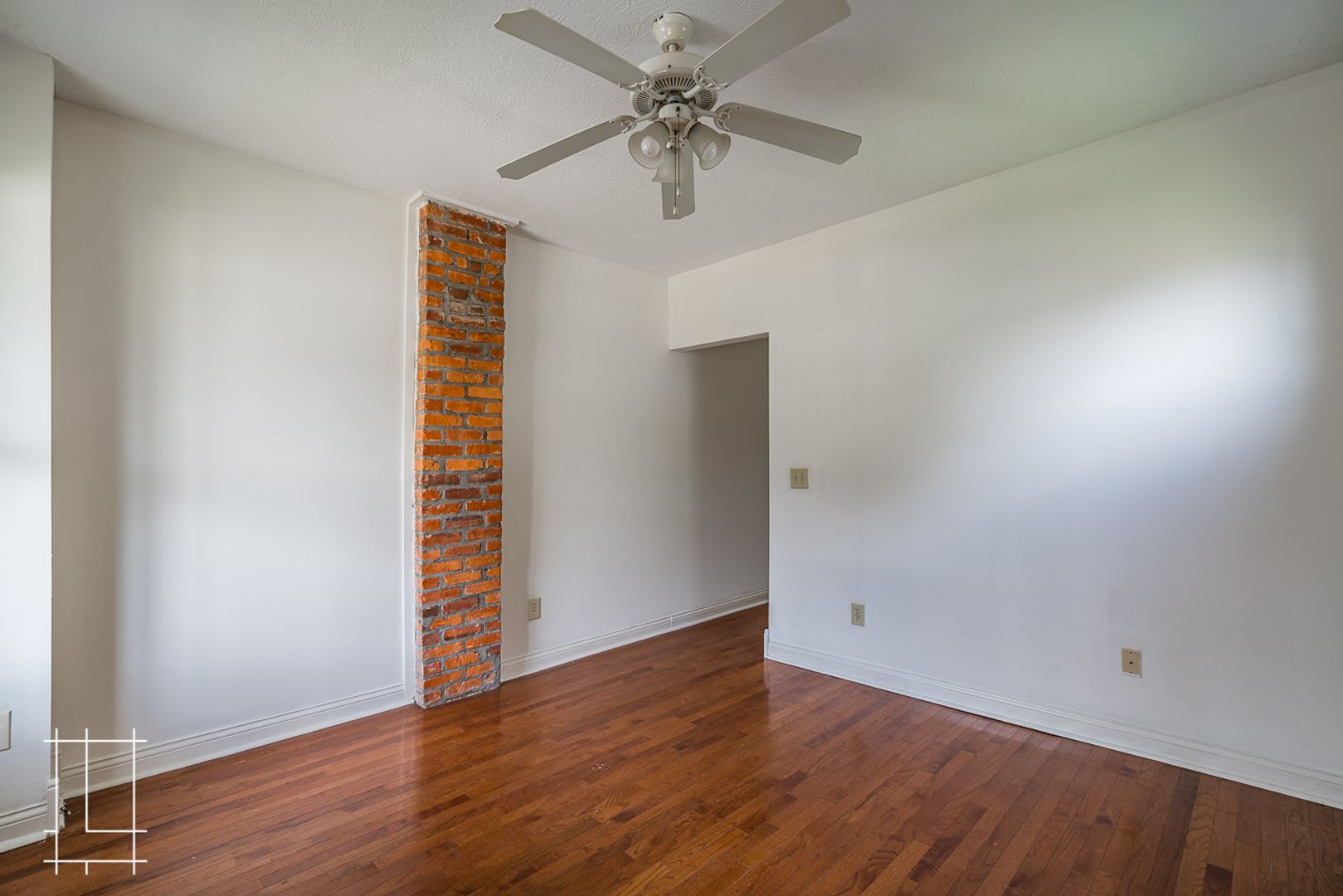 Columbus Apartment: 193-195 Greenwood Ave