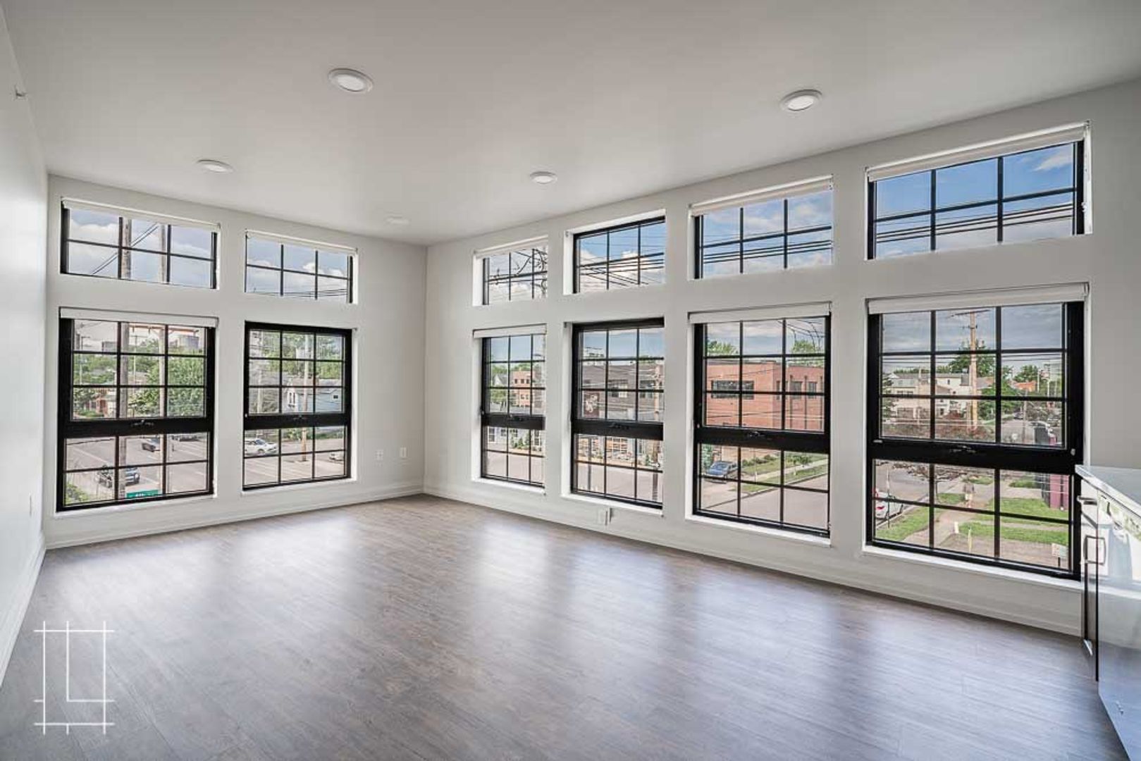 Columbus Apartment: 1112 N. 4th St