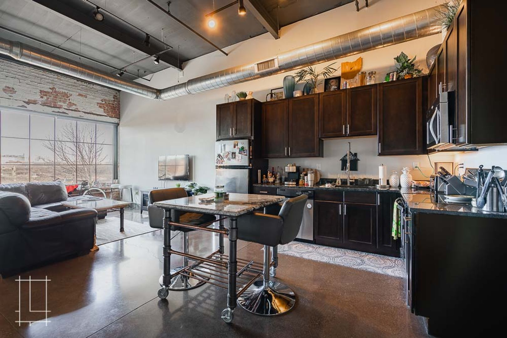 Columbus Apartment: 727 N. 4th St.