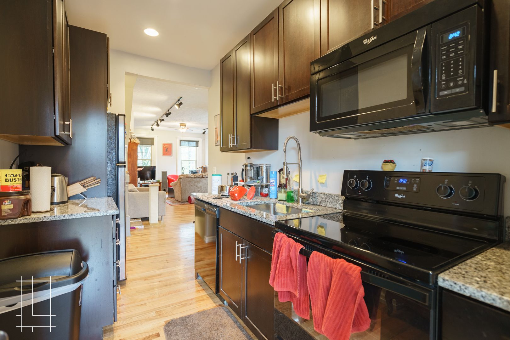 Columbus Apartment: 1489 E. Broad St.