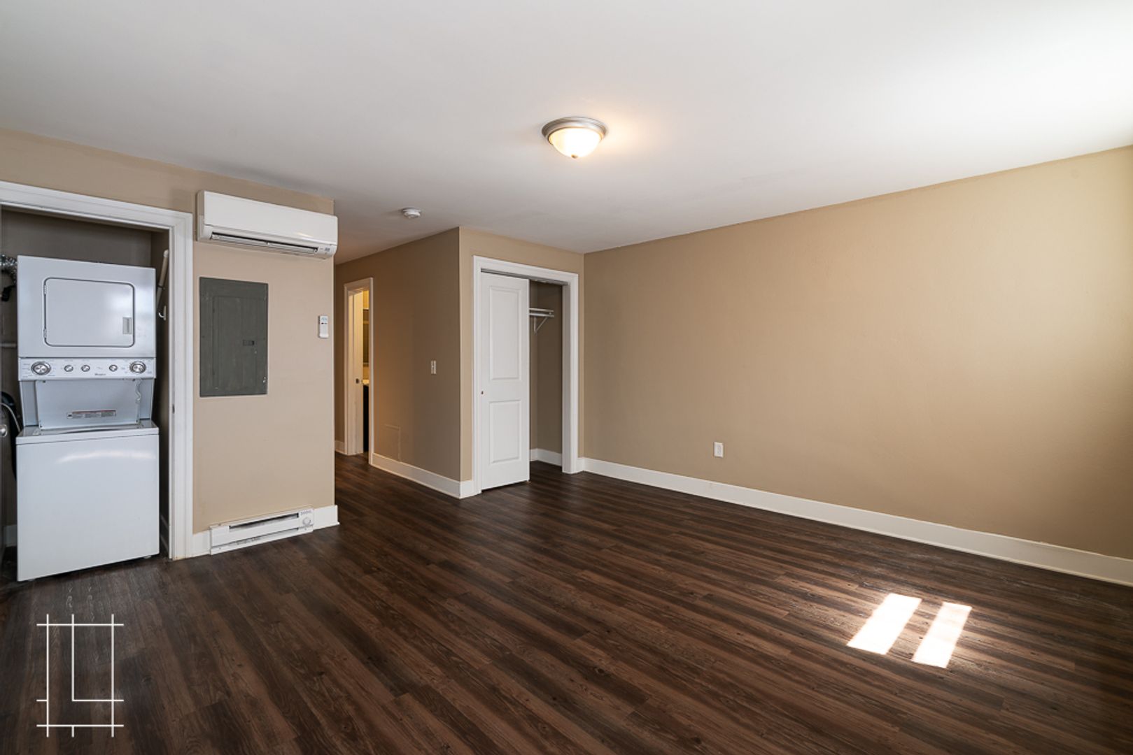 Columbus Apartment: 866 N. High St.