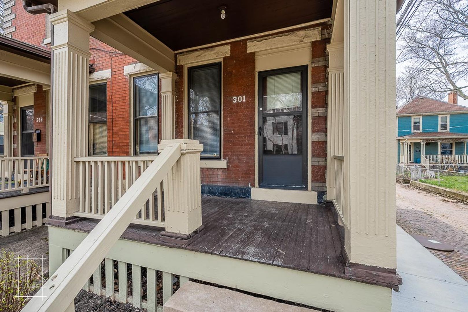 Columbus Apartment: 297-301 W. 6th Ave
