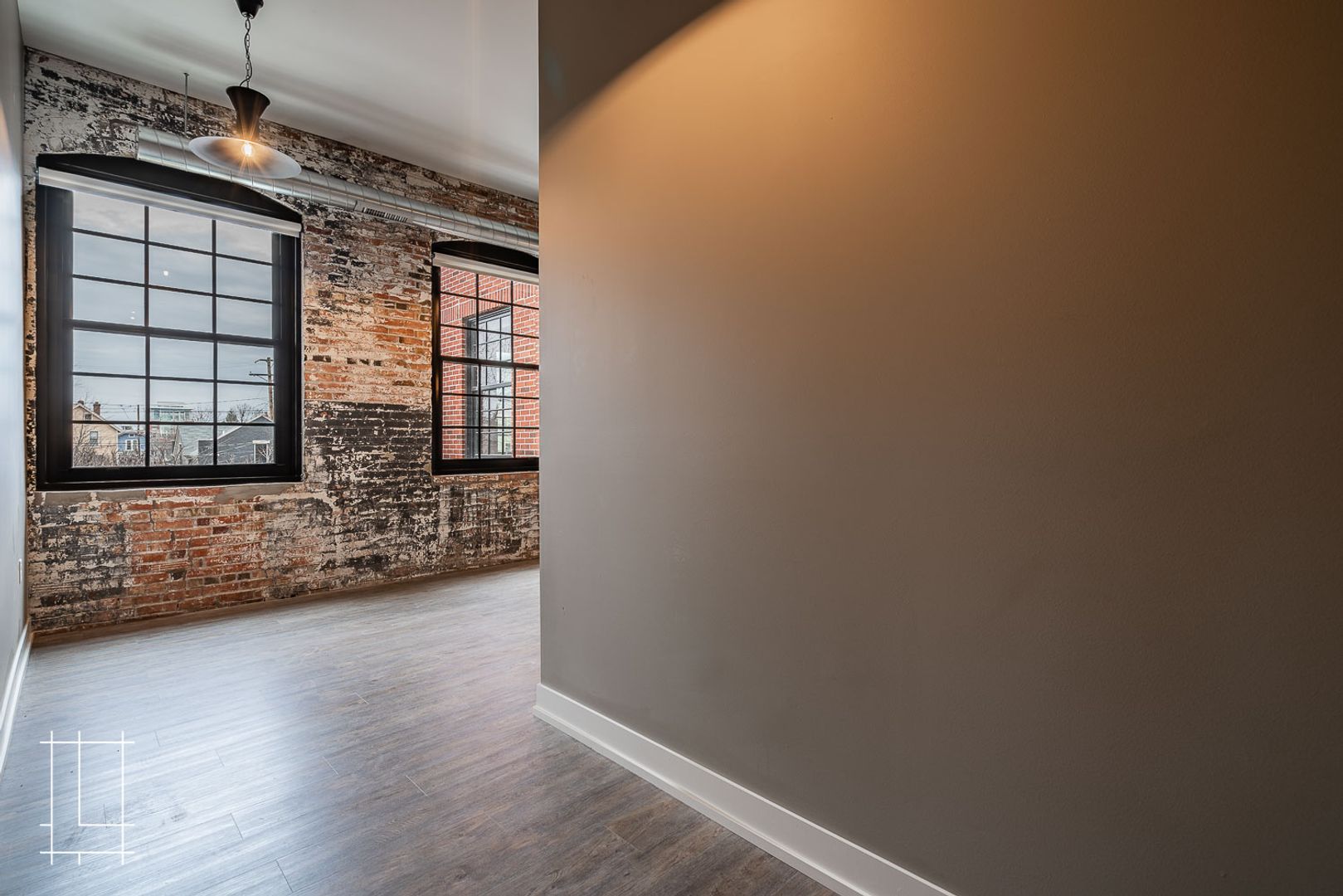 Columbus Apartment: 180 Detroit Ave