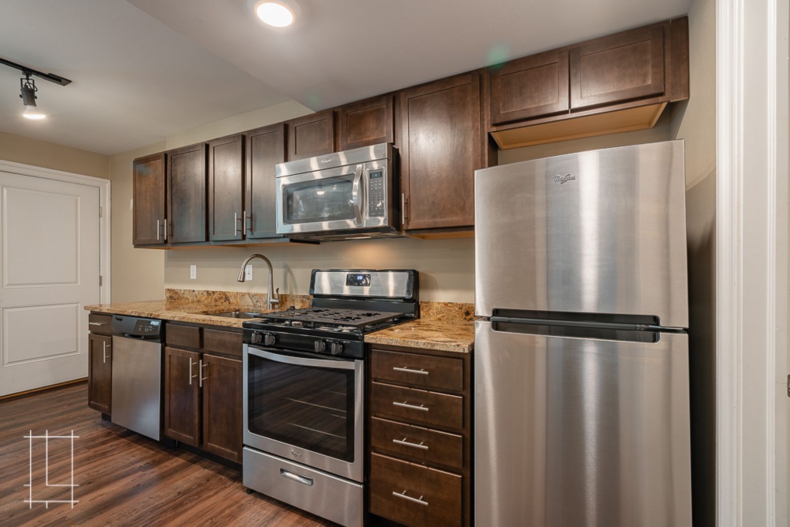 Columbus Apartment: 1308 - 1326 Dennison Ave