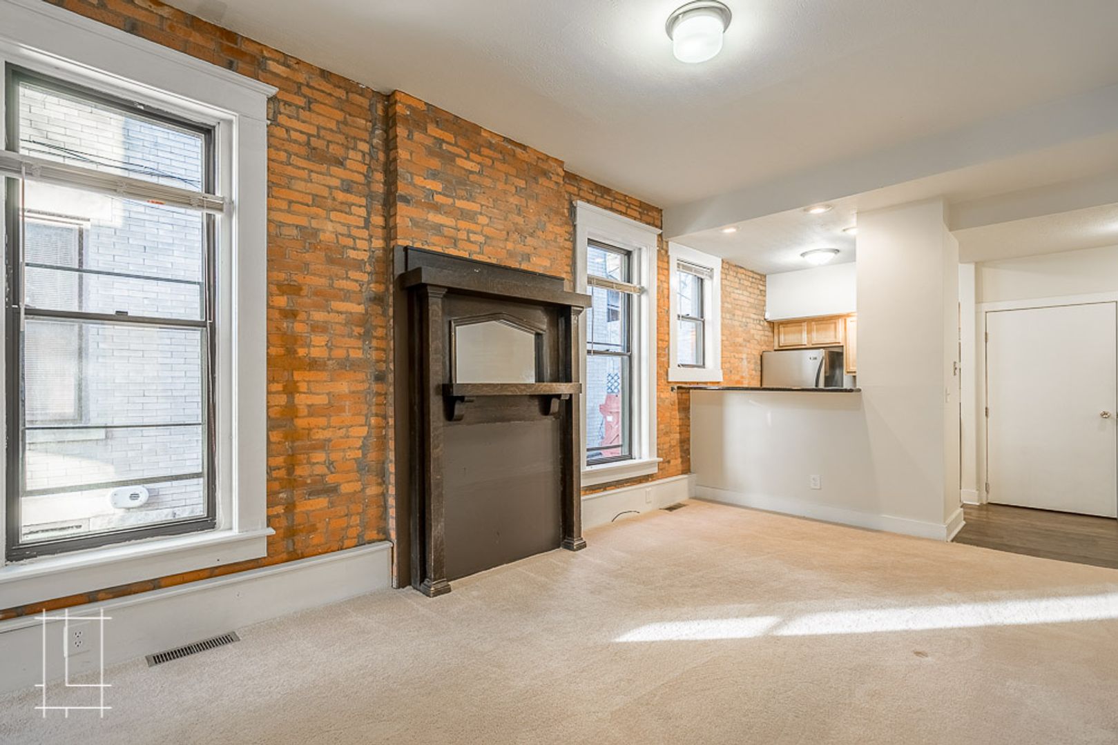 Columbus Apartment: 812-814 Neil Ave