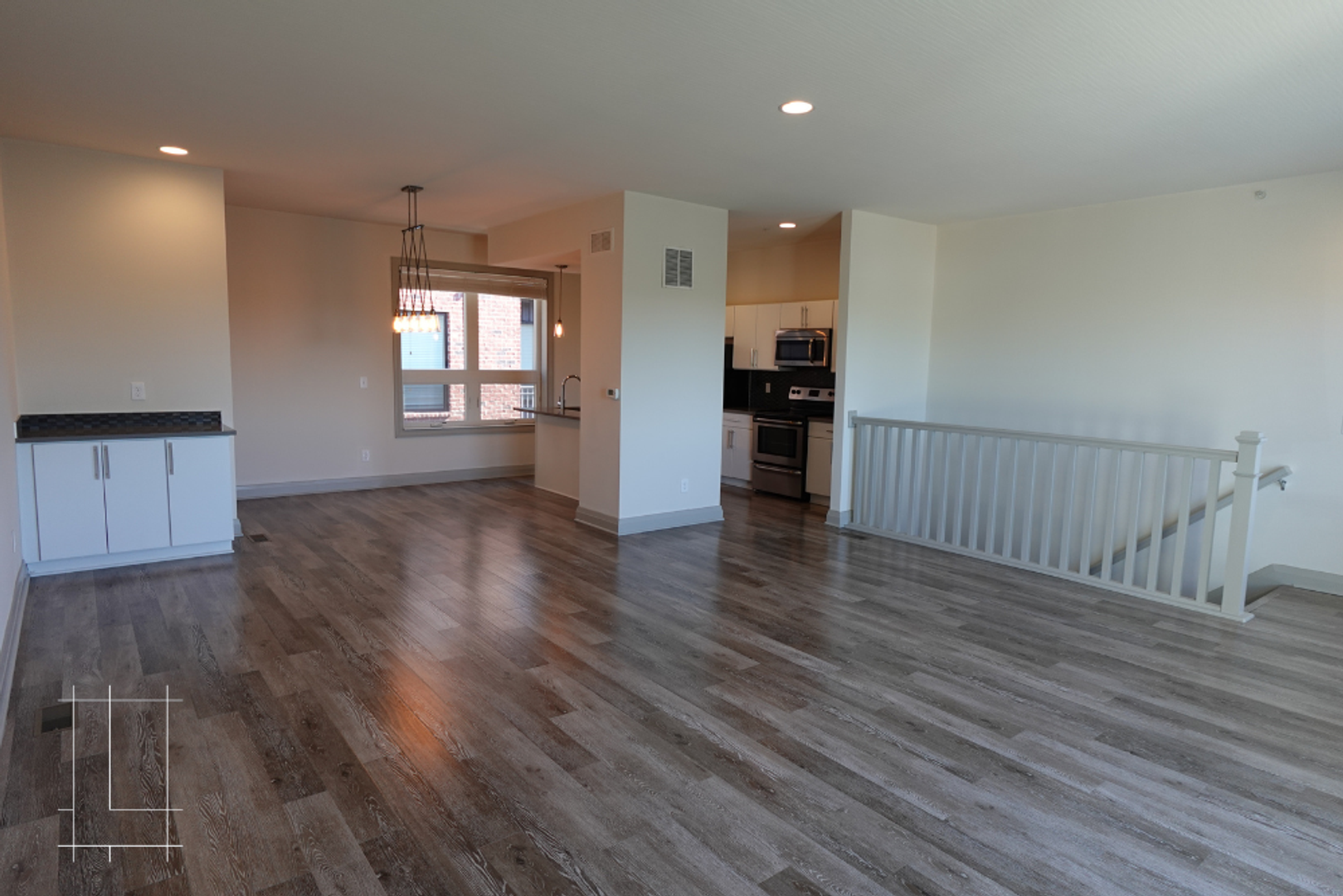 Columbus Apartment: 40 W. 3rd Ave