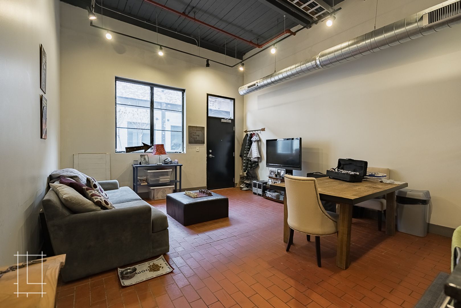 Columbus Apartment: 727 N. 4th St.