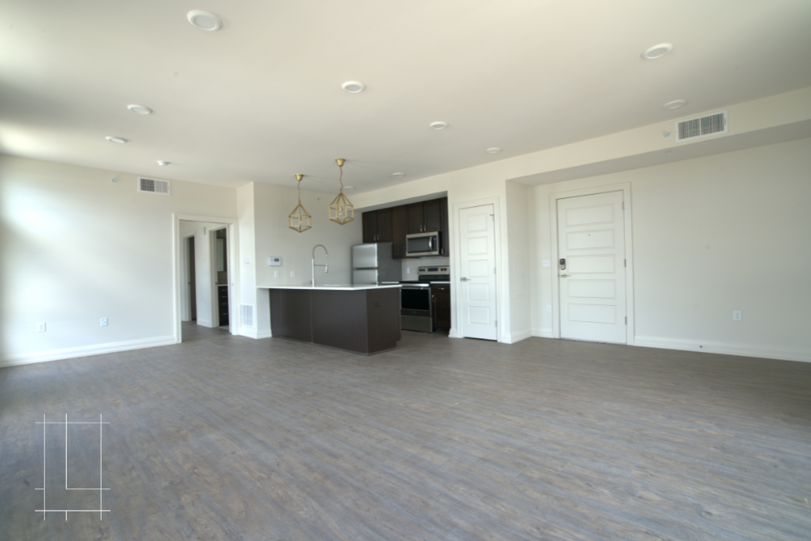 Columbus Apartment: 1112 N. 4th St