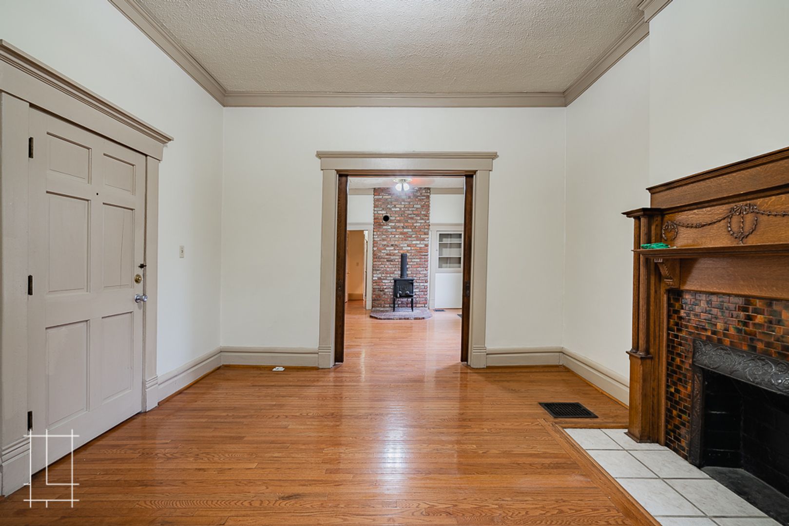 Columbus Apartment: 836 Neil Ave