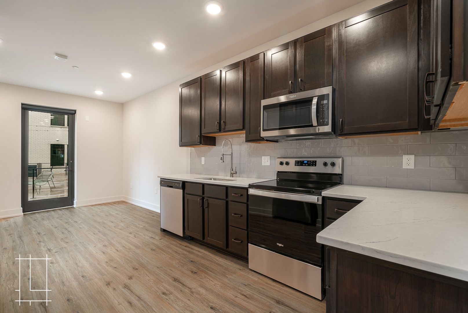 Columbus Apartment: 1050 N 4th St.