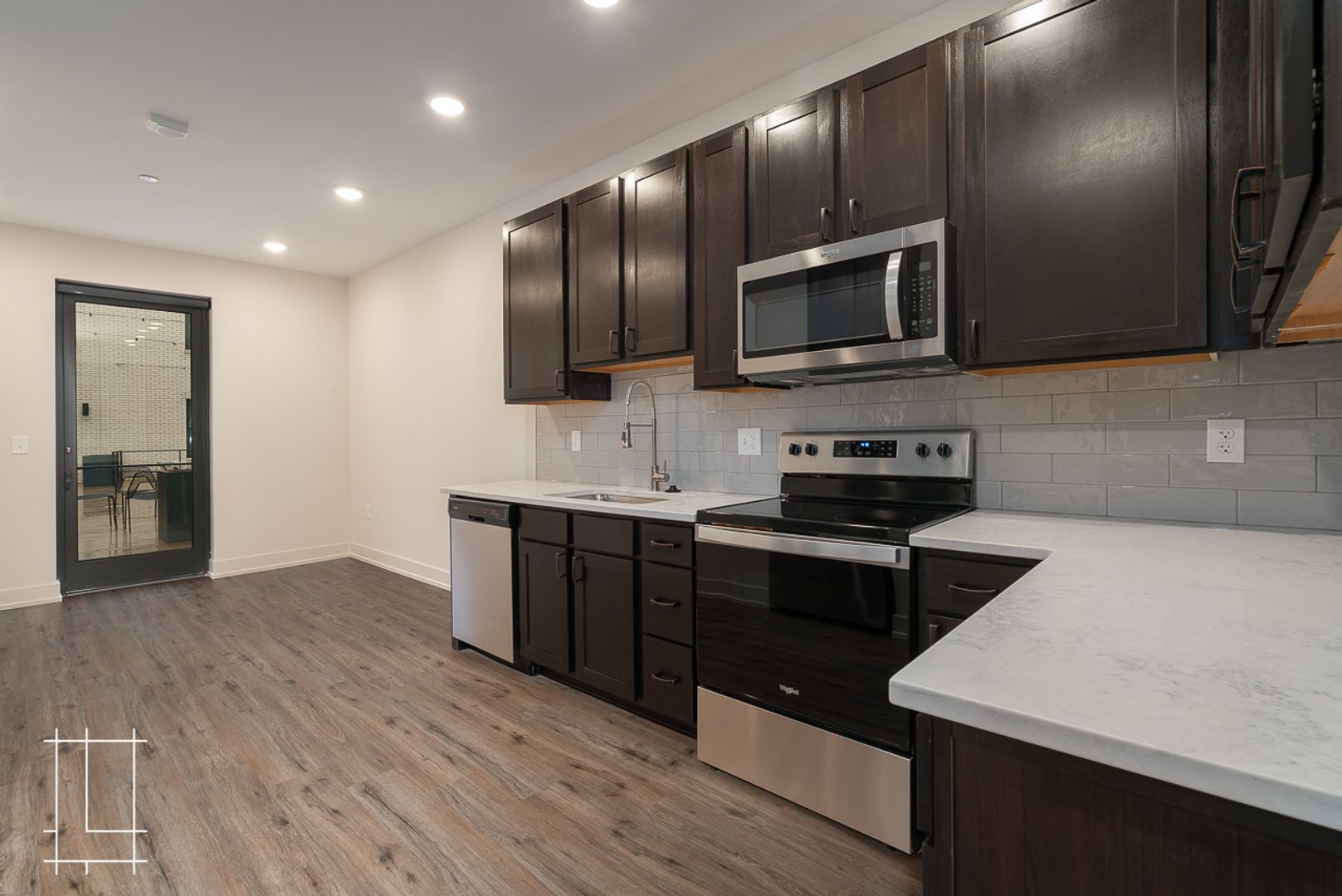 Columbus Apartment: 1050 N 4th St.