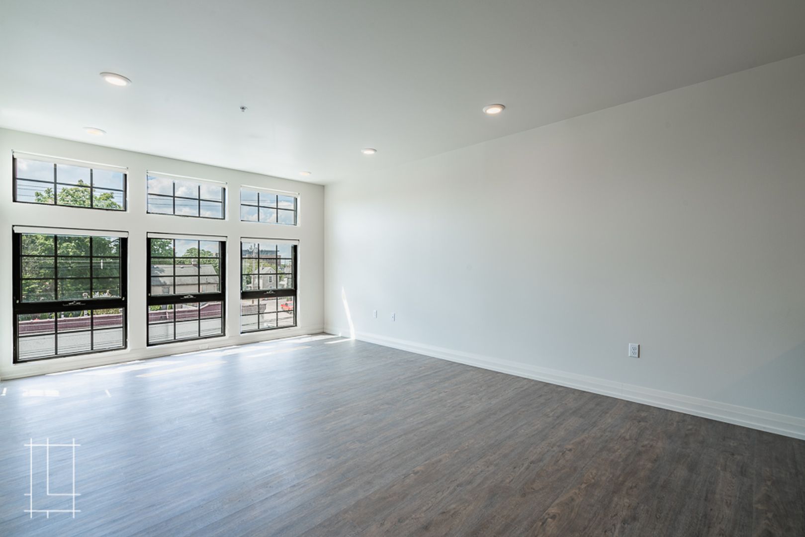 Columbus Apartment: 1112 N. 4th St