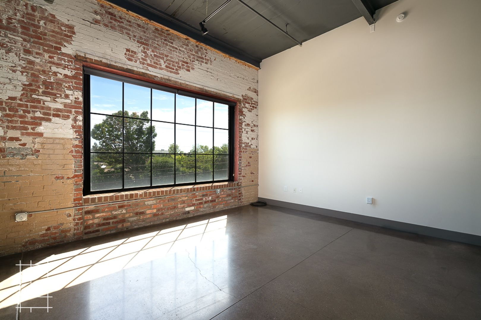 Columbus Apartment: 727 N. 4th St.