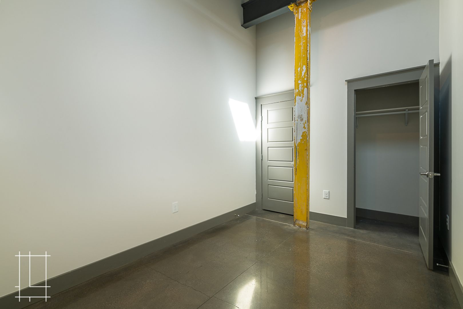 Columbus Apartment: 727 N. 4th St.