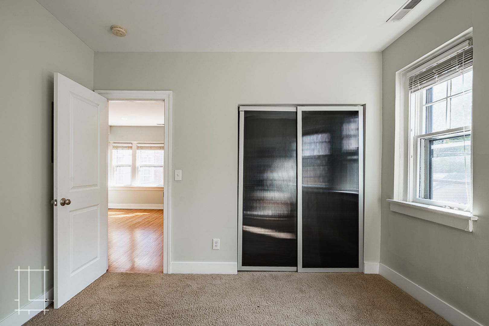 Columbus Apartment: 19 W. 1st Ave