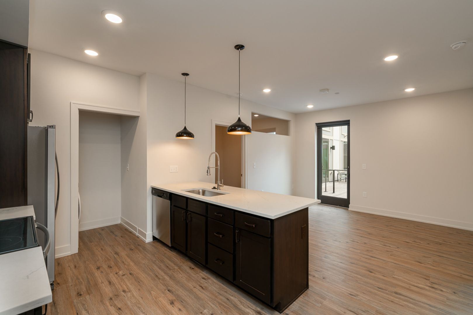 Columbus Apartment: 1050 N 4th St.