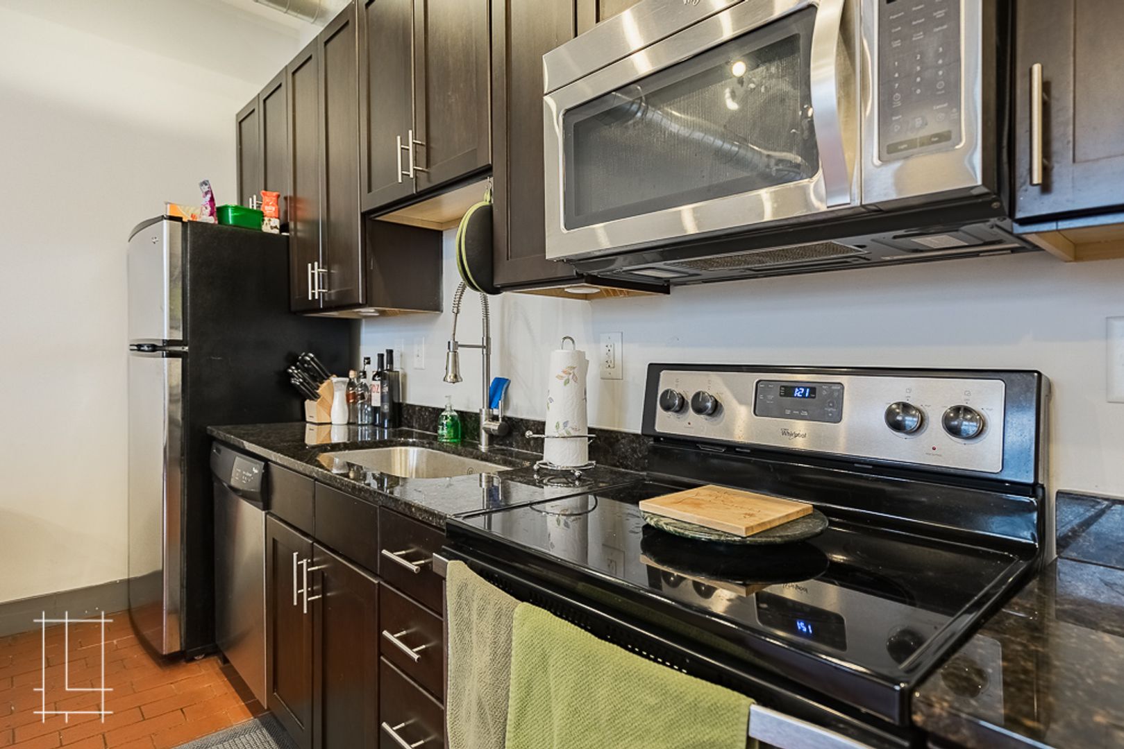 Columbus Apartment: 727 N. 4th St.