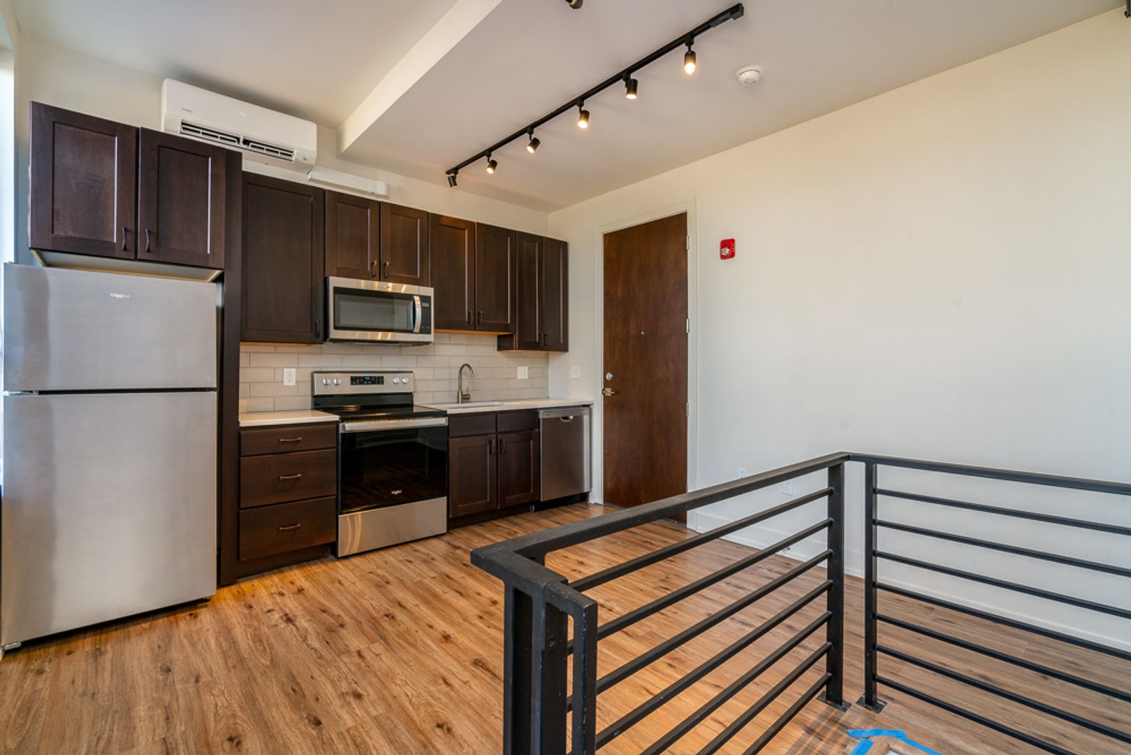 Columbus Apartment: 875 Michigan Ave