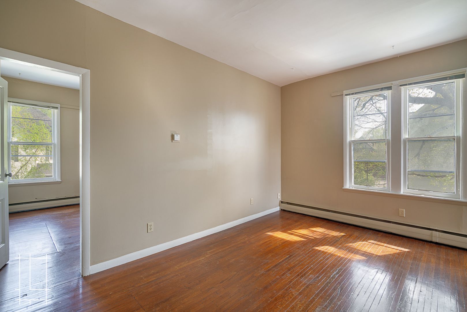 Columbus Apartment: 297-301 W. 6th Ave