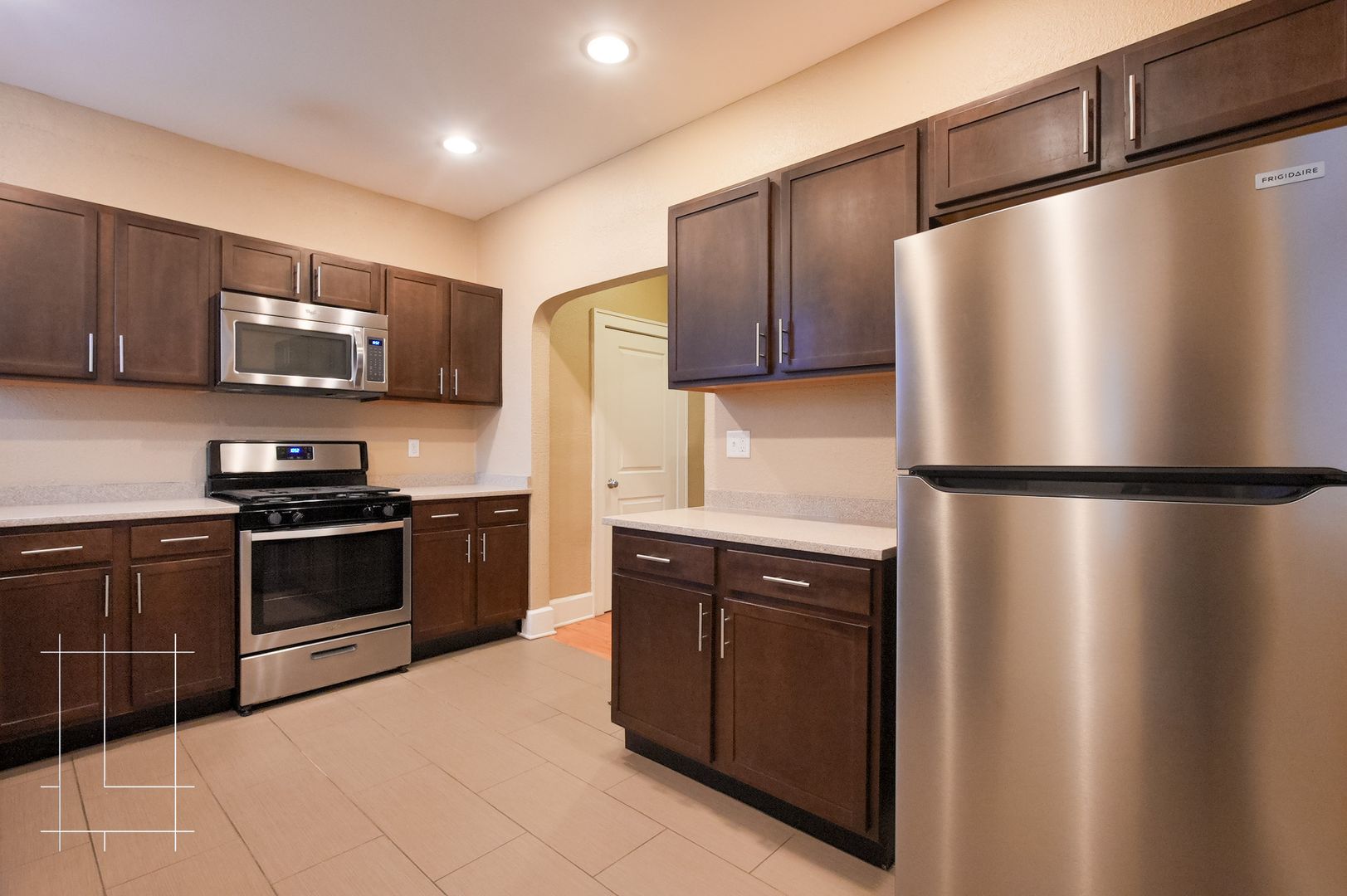 Columbus Apartment: 1286 N. 4th St.